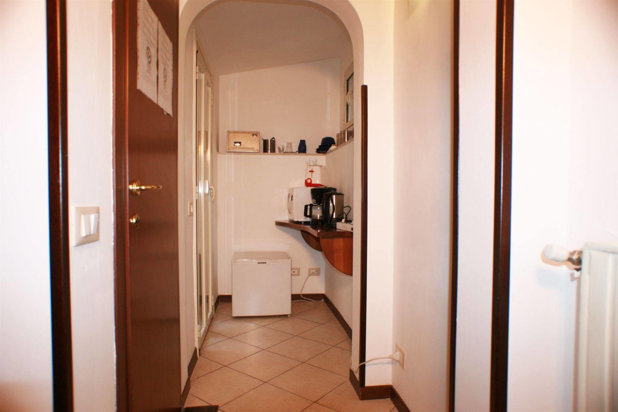 רומא Macao Rooms מראה חיצוני תמונה
