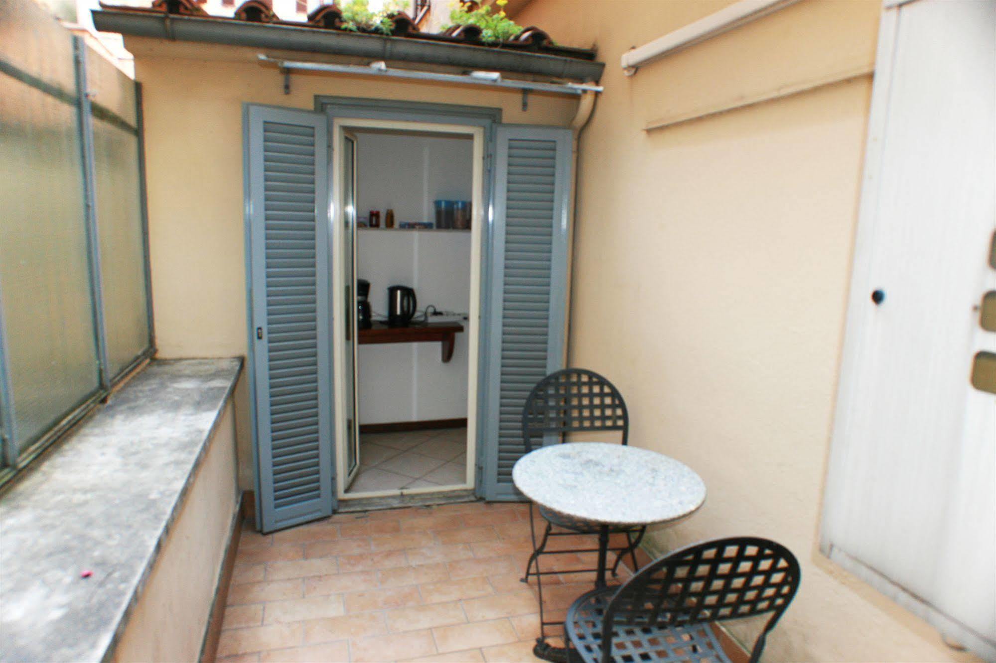 רומא Macao Rooms מראה חיצוני תמונה