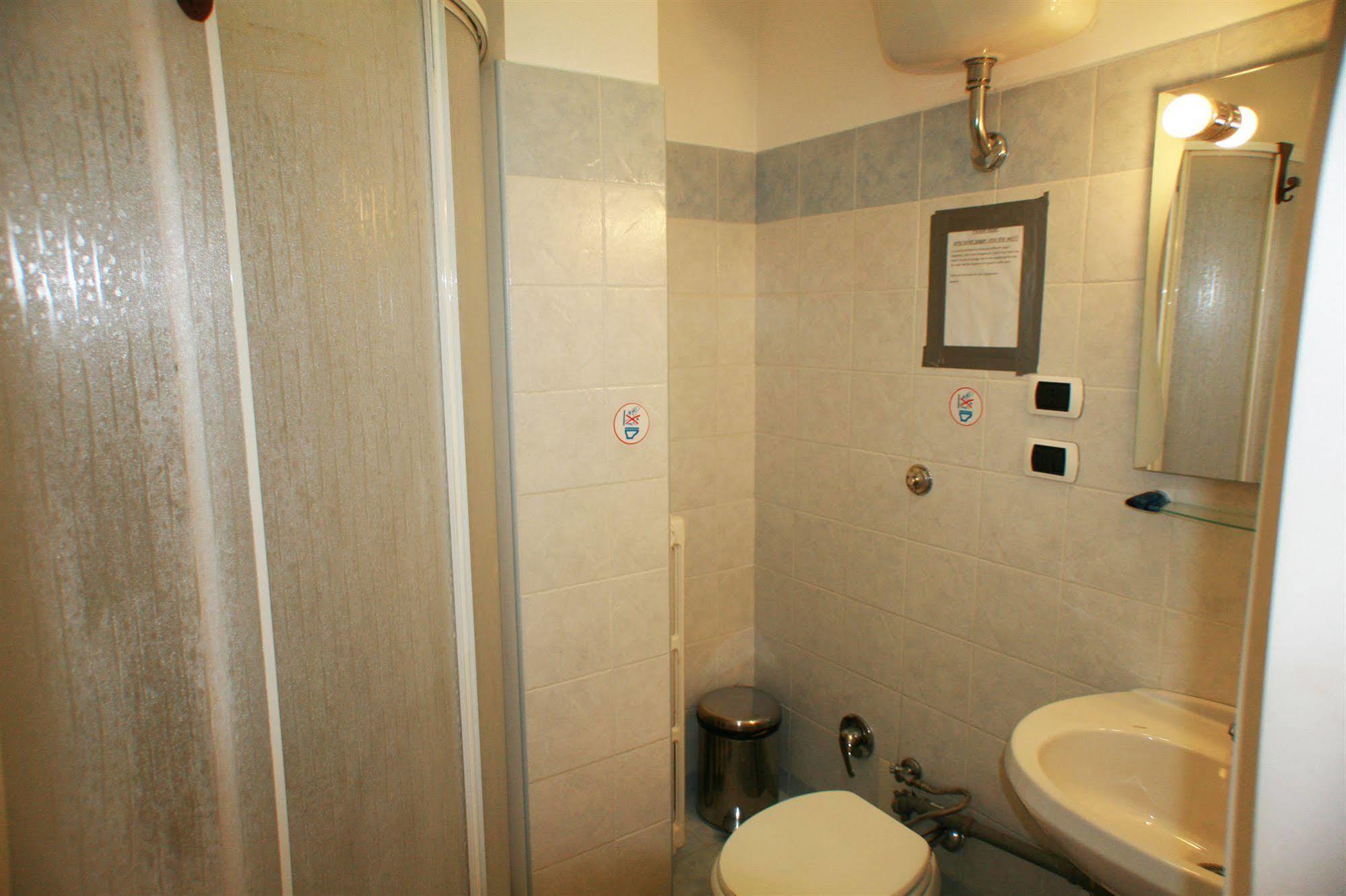 רומא Macao Rooms מראה חיצוני תמונה